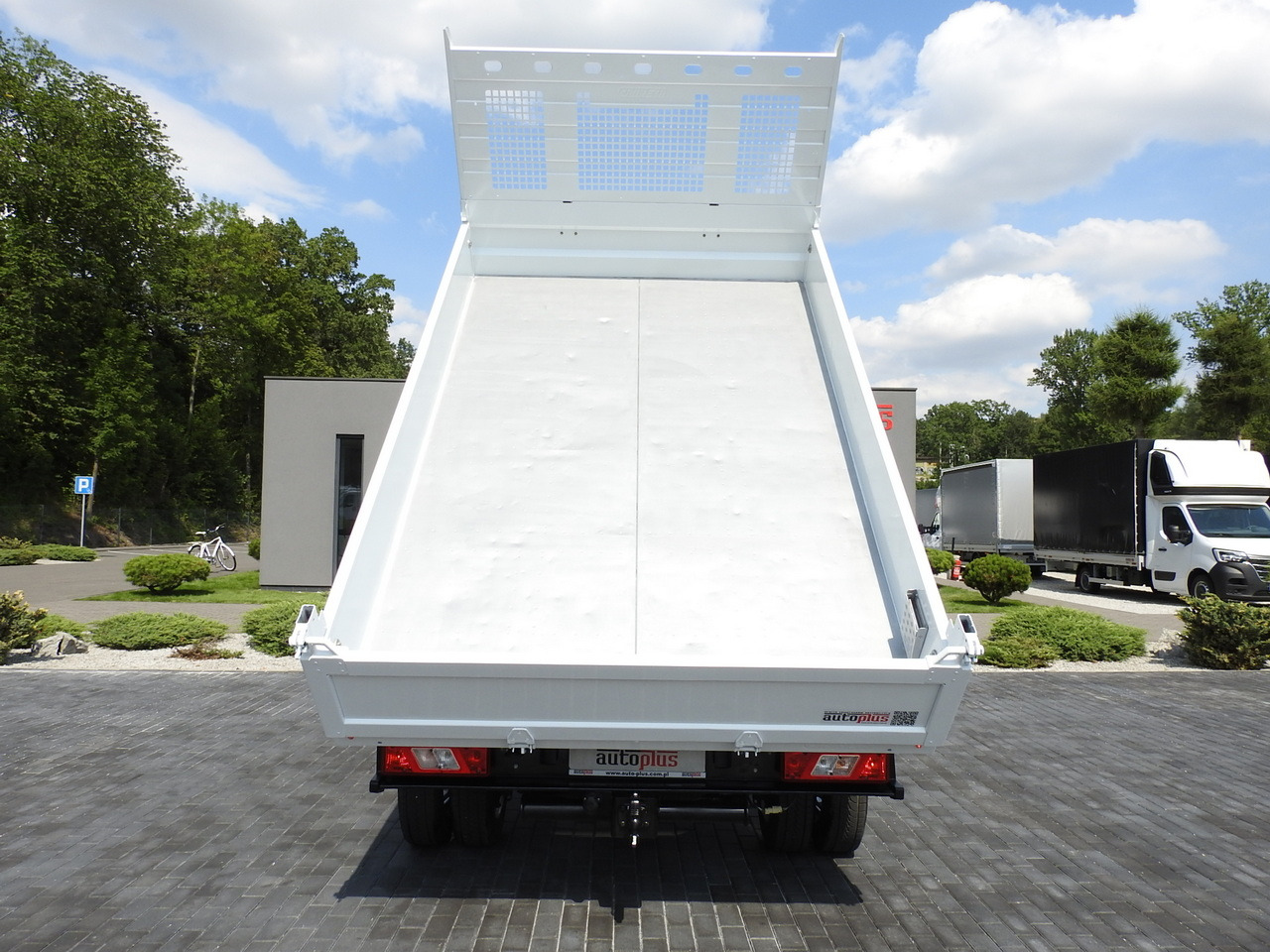 Малотоннажный самосвал FORD TRANSIT TIPPER CRUISE CONTROL AIR CONDITIONING TWIN WHEELS  170HP: фото 11