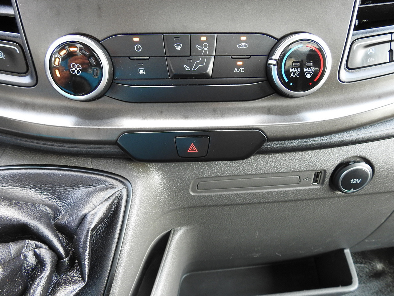 Малотоннажный самосвал FORD TRANSIT TIPPER CRUISE CONTROL AIR CONDITIONING TWIN WHEELS  170HP: фото 36