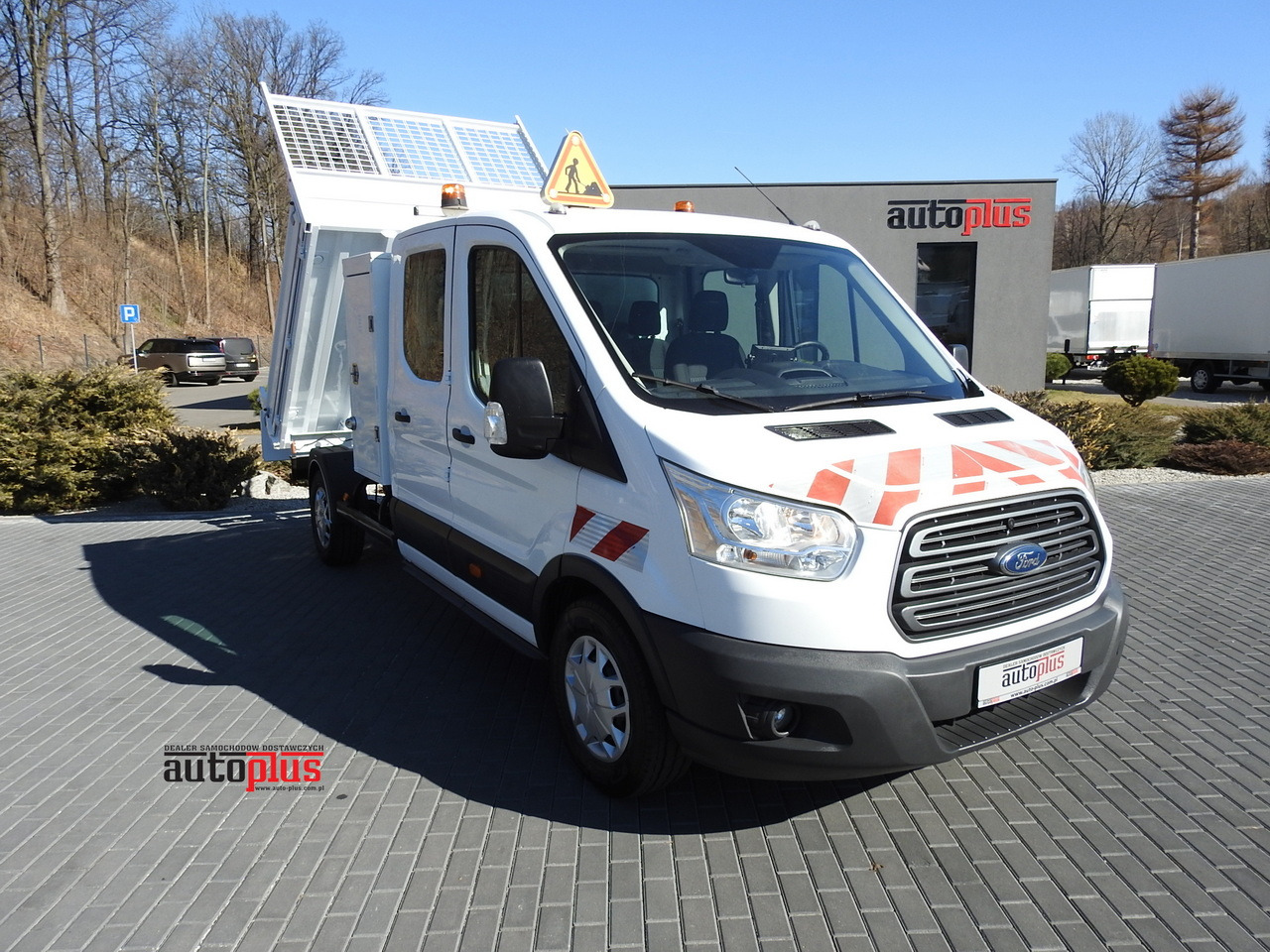 FORD TRANSIT  TIPPER DOUBLE CABIN DOKA 6 SEATS CRUISE CONTROL AIR CONDITIONING  130HP - Малотоннажный самосвал: фото 1 FORD TRANSIT  TIPPER DOUBLE CABIN DOKA 6 SEATS CRUISE CONTROL AIR CONDITIONING  130HP - Малотоннажный самосвал: фото 1