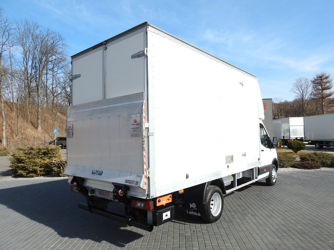 Ford TRANSIT KOFFER AUFZUG 8 PALETTEN TEMPOMAT LED - Фургон с закрытым кузовом: фото 3 Ford TRANSIT KOFFER AUFZUG 8 PALETTEN TEMPOMAT LED - Фургон с закрытым кузовом: фото 3