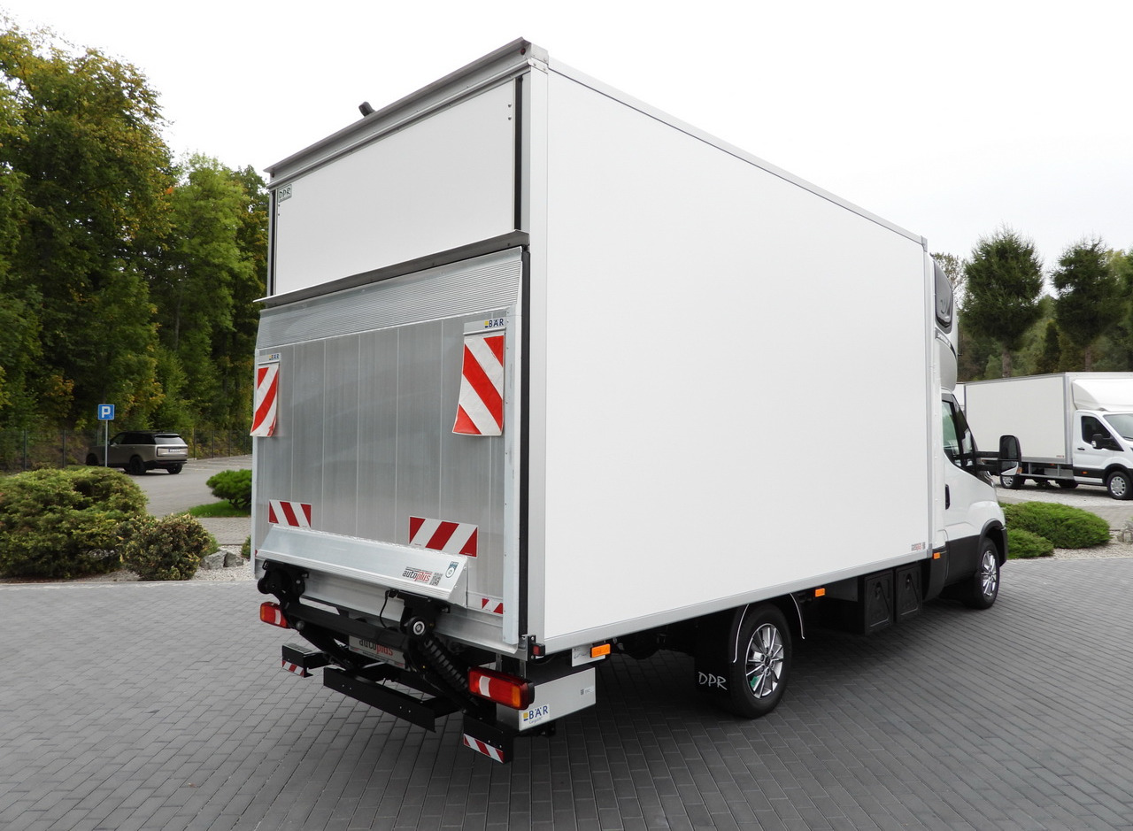 IVECO DAILY 35S18 BOX HI-MATIC LIFT 8 PALLETS CRUISE CONTROL NAVIGATION LED LIGHTS PNEUMATICS AUTOMATIC TRANSMISSION HI-MATIC AIR CONDITIONING  180HP - Фургон-рефрижератор: фото 3 IVECO DAILY 35S18 BOX HI-MATIC LIFT 8 PALLETS CRUISE CONTROL NAVIGATION LED LIGHTS PNEUMATICS AUTOMATIC TRANSMISSION HI-MATIC AIR CONDITIONING  180HP - Фургон-рефрижератор: фото 3