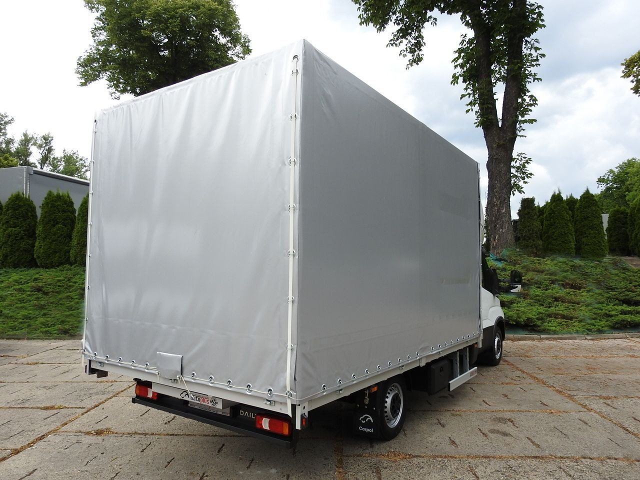 IVECO DAILY 35S18 NEW TARPAULIN WEBASTO CRUISE CONTROL AIR CONDITIONING 180HP - Тентованный фургон: фото 3 IVECO DAILY 35S18 NEW TARPAULIN WEBASTO CRUISE CONTROL AIR CONDITIONING 180HP - Тентованный фургон: фото 3