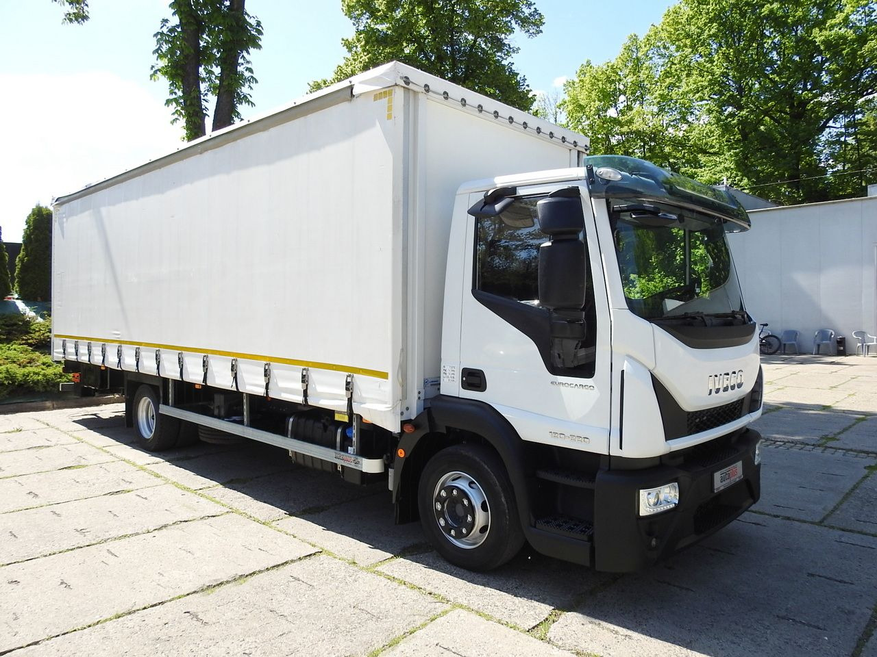 IVECO EUROCARGO 120 - 220 TARPAULIN LIFT 20 PALLETS LED LIGHTS AUTOMATIC TRANSMISSION HI-MATIC TWIN WHEELS AIR CONDITIONING 220HP - Тентованный грузовик: фото 4 IVECO EUROCARGO 120 - 220 TARPAULIN LIFT 20 PALLETS LED LIGHTS AUTOMATIC TRANSMISSION HI-MATIC TWIN WHEELS AIR CONDITIONING 220HP - Тентованный грузовик: фото 4