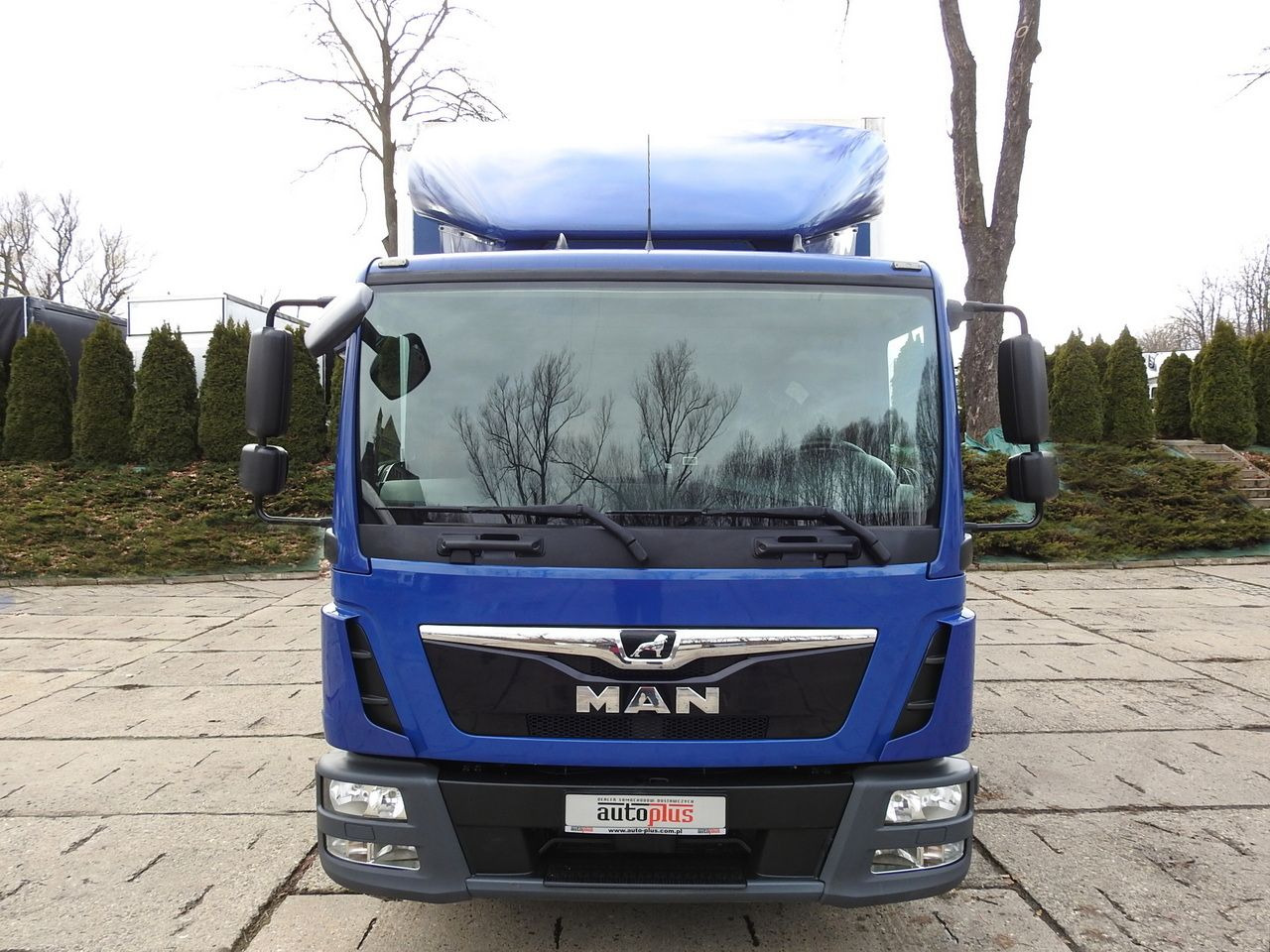 MAN TGL 12.220 BOX LIFT 18 PALLETS CRUISE CONTROLAIR CONDITIONING PNEUMATICS AUTOMATIC TWIN WHEELS 220HP - Грузовик с закрытым кузовом: фото 5 MAN TGL 12.220 BOX LIFT 18 PALLETS CRUISE CONTROLAIR CONDITIONING PNEUMATICS AUTOMATIC TWIN WHEELS 220HP - Грузовик с закрытым кузовом: фото 5