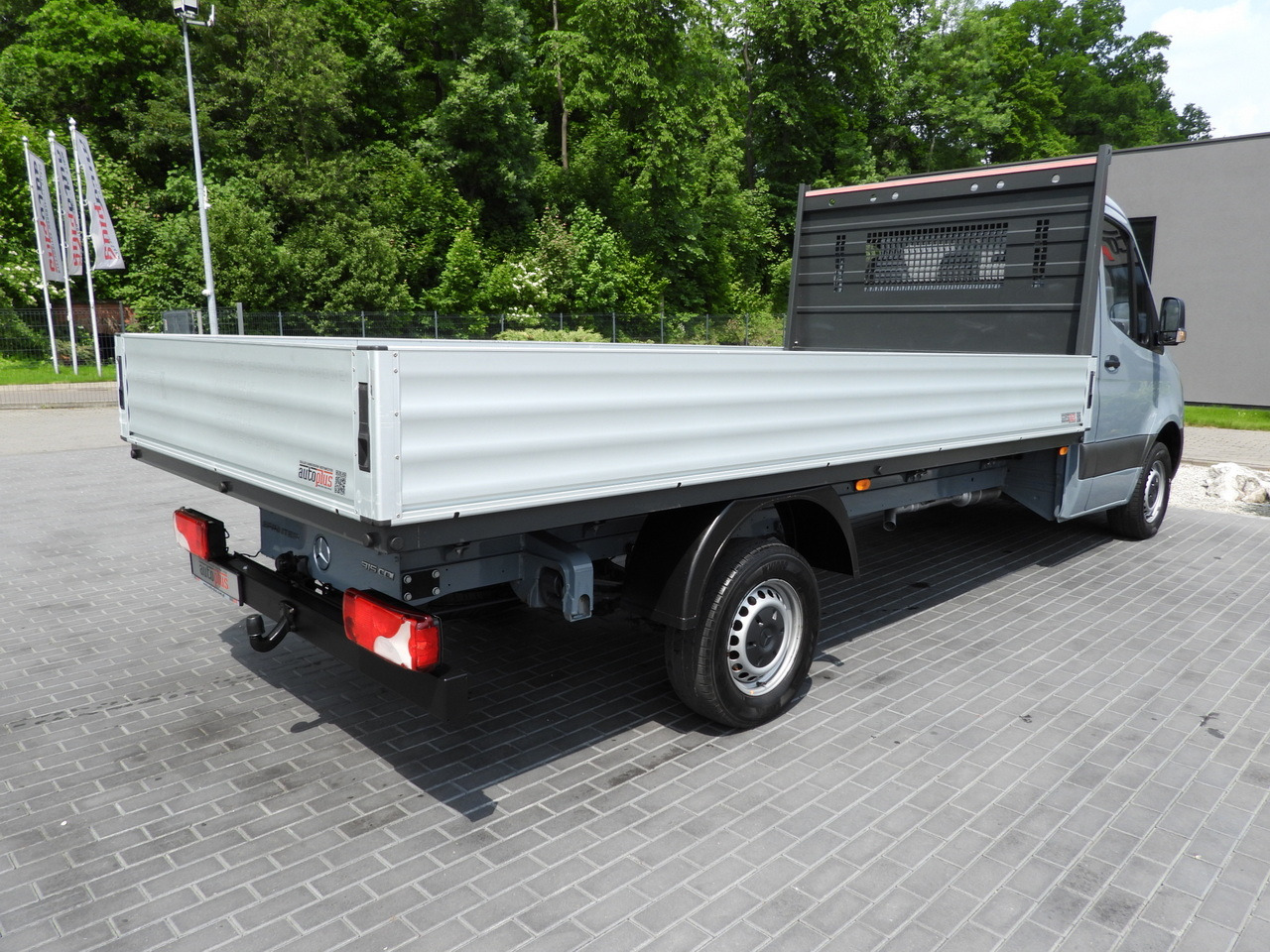 Малотоннажный бортовой грузовик MERCEDES SPRINTER 315 STAKE BODY 8 PALLETS CRUISE CONTROL AIR CONDITIONING 150HP: фото 13 Малотоннажный бортовой грузовик MERCEDES SPRINTER 315 STAKE BODY 8 PALLETS CRUISE CONTROL AIR CONDITIONING 150HP: фото 13