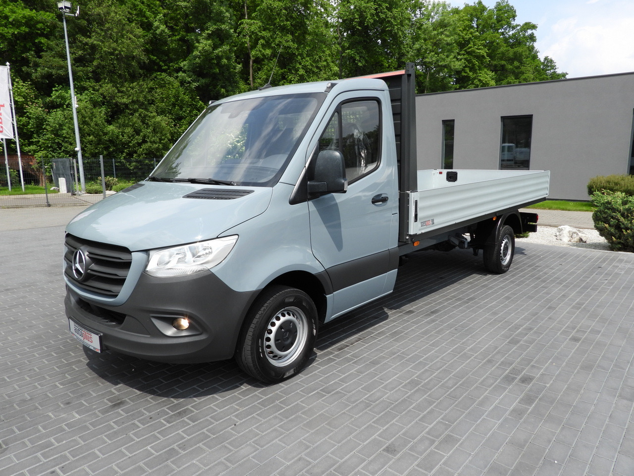 Малотоннажный бортовой грузовик MERCEDES SPRINTER 315 STAKE BODY 8 PALLETS CRUISE CONTROL AIR CONDITIONING 150HP: фото 6 Малотоннажный бортовой грузовик MERCEDES SPRINTER 315 STAKE BODY 8 PALLETS CRUISE CONTROL AIR CONDITIONING 150HP: фото 6