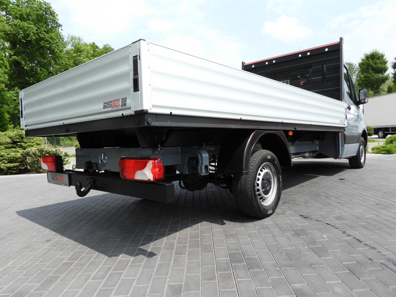 Малотоннажный бортовой грузовик MERCEDES SPRINTER 315 STAKE BODY 8 PALLETS CRUISE CONTROL AIR CONDITIONING 150HP: фото 21 Малотоннажный бортовой грузовик MERCEDES SPRINTER 315 STAKE BODY 8 PALLETS CRUISE CONTROL AIR CONDITIONING 150HP: фото 21