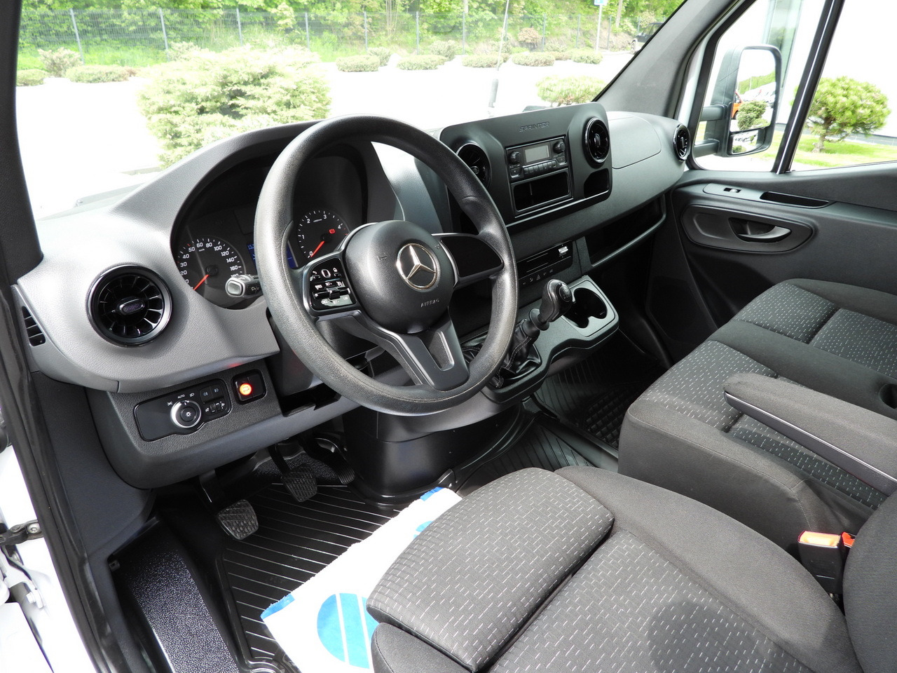 MERCEDES SPRINTER 316 TARPAULIN LIFT 8 PALLETS WEBASTO CRUISE CONTROL AIR CONDITIONING  160HP - Тентованный фургон: фото 2 MERCEDES SPRINTER 316 TARPAULIN LIFT 8 PALLETS WEBASTO CRUISE CONTROL AIR CONDITIONING  160HP - Тентованный фургон: фото 2