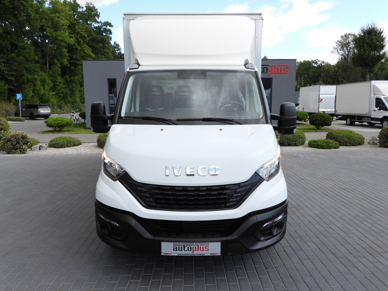 MERCEDES SPRINTER 514 BOX LIFT 8 PALLETS CRUISE CONTROL TWIN WHEELS AIR CONDITIONING 140HP - Фургон с закрытым кузовом: фото 5 MERCEDES SPRINTER 514 BOX LIFT 8 PALLETS CRUISE CONTROL TWIN WHEELS AIR CONDITIONING 140HP - Фургон с закрытым кузовом: фото 5