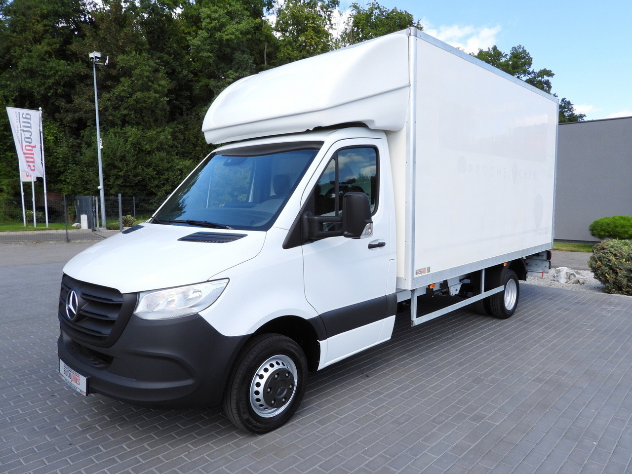 Фургон с закрытым кузовом MERCEDES SPRINTER 514 BOX LIFT 8 PALLETS CRUISE CONTROL TWIN WHEELS AIR CONDITIONING  140HP: фото 6
