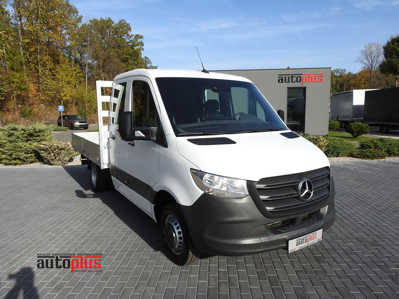 MERCEDES SPRINTER 516 STAKE BODY DOUBLE CABIN DOKA 6 SEATS CRUISE CONTROL AIR CONDITIONING TWIN WHEELS 160HP - Грузопассажирский фургон: фото 1 MERCEDES SPRINTER 516 STAKE BODY DOUBLE CABIN DOKA 6 SEATS CRUISE CONTROL AIR CONDITIONING TWIN WHEELS 160HP - Грузопассажирский фургон: фото 1