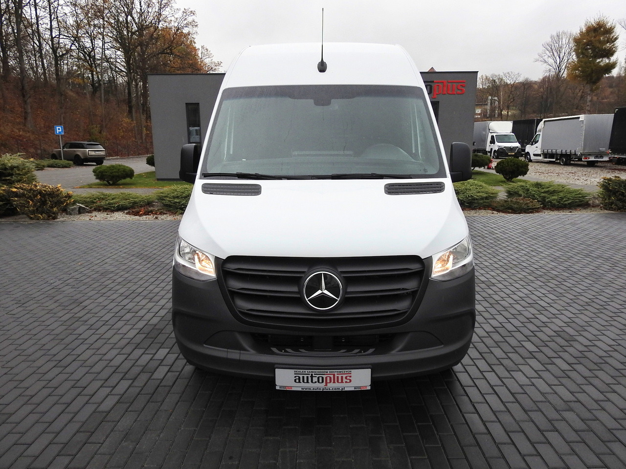 MERCEDES eSprinter NEW ELECTRIC VAN AUTOMATIC TRANSMISSION  GUARANTEE  95HP - Цельнометаллический фургон, Электрический фургон: фото 5 MERCEDES eSprinter NEW ELECTRIC VAN AUTOMATIC TRANSMISSION  GUARANTEE  95HP - Цельнометаллический фургон, Электрический фургон: фото 5