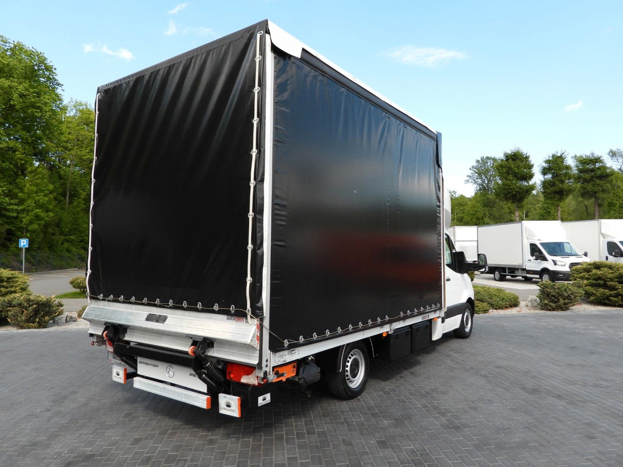Mercedes-Benz SPRINTER 316 PRITSCHE PLANE AUFZUG 10 PALETTEN - Тентованный фургон, Грузопассажирский фургон: фото 3 Mercedes-Benz SPRINTER 316 PRITSCHE PLANE AUFZUG 10 PALETTEN - Тентованный фургон, Грузопассажирский фургон: фото 3