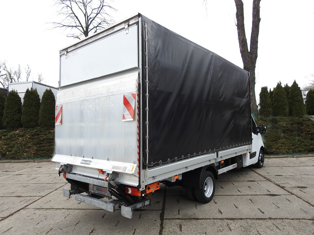 OPEL MOVANO TARPAULIN LIFT 10 PALLETS CRUISE CONTROL AIR CONDITIONING LED LIGHTS PNEUMATICS TWIN WHEELS  165HP - Тентованный фургон: фото 3 OPEL MOVANO TARPAULIN LIFT 10 PALLETS CRUISE CONTROL AIR CONDITIONING LED LIGHTS PNEUMATICS TWIN WHEELS  165HP - Тентованный фургон: фото 3