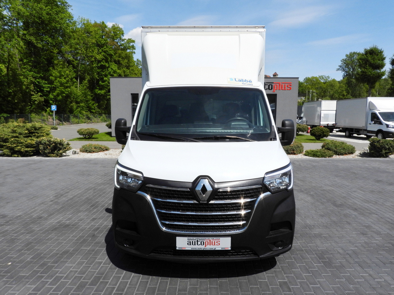 RENAULT MASTER  BOX LIFT 8 PALLETS CRUISE CONTROL NAVIGATION LED LIGHTS TWIN WHEELS AIR CONDITIONING  145HP - Фургон-рефрижератор: фото 5 RENAULT MASTER  BOX LIFT 8 PALLETS CRUISE CONTROL NAVIGATION LED LIGHTS TWIN WHEELS AIR CONDITIONING  145HP - Фургон-рефрижератор: фото 5