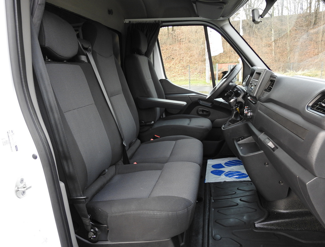 RENAULT MASTER TARPAULIN 10 PALLETS WEBASTO CRUISE CONTROL AIR CONDITIONING LED LIGHTS PNEUMATICS 165HP в лизинг RENAULT MASTER TARPAULIN 10 PALLETS WEBASTO CRUISE CONTROL AIR CONDITIONING LED LIGHTS PNEUMATICS 165HP: фото 38 RENAULT MASTER TARPAULIN 10 PALLETS WEBASTO CRUISE CONTROL AIR CONDITIONING LED LIGHTS PNEUMATICS 165HP в лизинг RENAULT MASTER TARPAULIN 10 PALLETS WEBASTO CRUISE CONTROL AIR CONDITIONING LED LIGHTS PNEUMATICS 165HP: фото 38