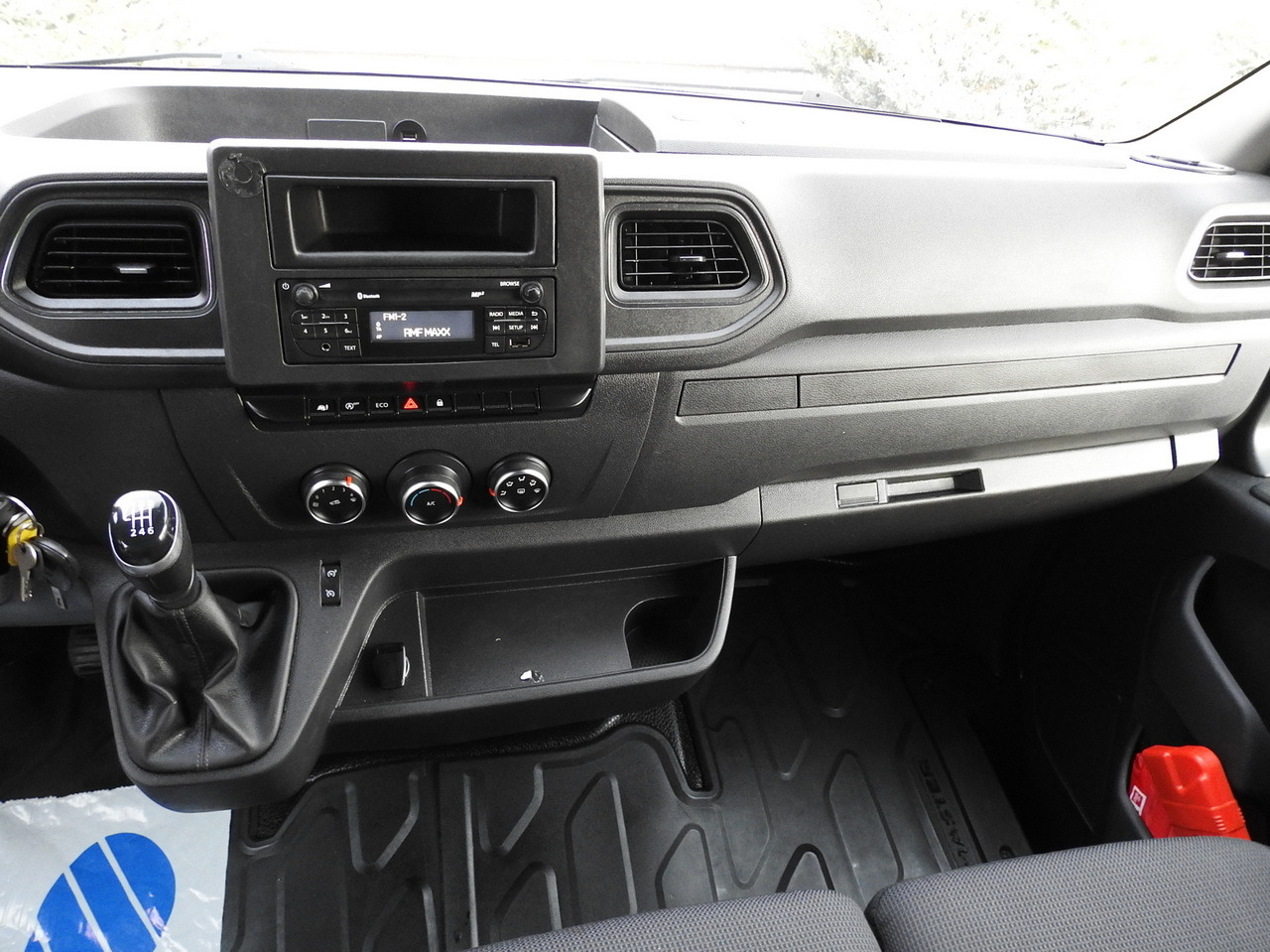 RENAULT MASTER TARPAULIN 10 PALLETS WEBASTO CRUISE CONTROL AIR CONDITIONING LED LIGHTS PNEUMATICS 165HP в лизинг RENAULT MASTER TARPAULIN 10 PALLETS WEBASTO CRUISE CONTROL AIR CONDITIONING LED LIGHTS PNEUMATICS 165HP: фото 35 RENAULT MASTER TARPAULIN 10 PALLETS WEBASTO CRUISE CONTROL AIR CONDITIONING LED LIGHTS PNEUMATICS 165HP в лизинг RENAULT MASTER TARPAULIN 10 PALLETS WEBASTO CRUISE CONTROL AIR CONDITIONING LED LIGHTS PNEUMATICS 165HP: фото 35