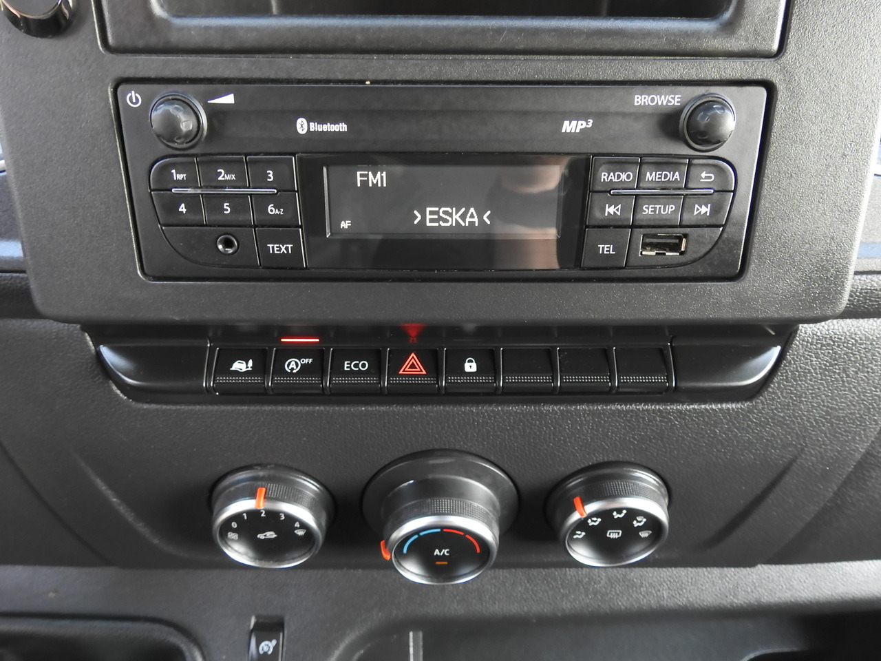 RENAULT MASTER  TARPAULIN 10 PALLETS WEBASTO CRUISE CONTROL LED LIGHTS PNEUMATICS AIR CONDITIONING  165HP в лизинг RENAULT MASTER  TARPAULIN 10 PALLETS WEBASTO CRUISE CONTROL LED LIGHTS PNEUMATICS AIR CONDITIONING  165HP: фото 35