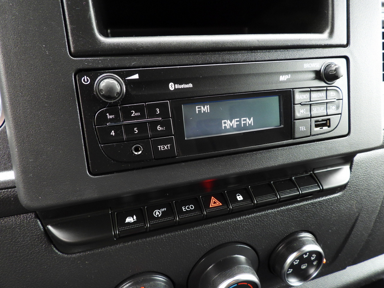 Тентованный фургон RENAULT MASTER TARPAULIN 10 PALLETS WEBASTO CRUISE CONTROL LED LIGHTS PNEUMATICS AIR CONDITIONING 165HP: фото 34 Тентованный фургон RENAULT MASTER TARPAULIN 10 PALLETS WEBASTO CRUISE CONTROL LED LIGHTS PNEUMATICS AIR CONDITIONING 165HP: фото 34