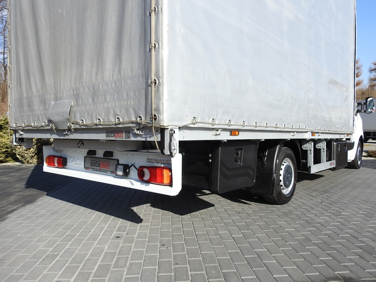 Тентованный фургон RENAULT MASTER TARPAULIN 10 PALLETS WEBASTO CRUISE CONTROL LED LIGHTS PNEUMATICS AIR CONDITIONING 165HP: фото 25 Тентованный фургон RENAULT MASTER TARPAULIN 10 PALLETS WEBASTO CRUISE CONTROL LED LIGHTS PNEUMATICS AIR CONDITIONING 165HP: фото 25