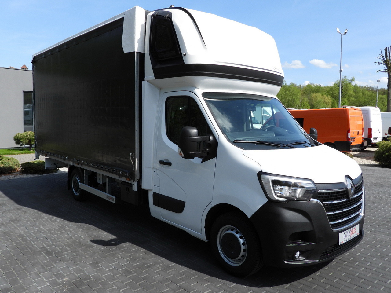 RENAULT MASTER TARPAULIN 10 PALLETS WEBASTO CRUISE CONTROL LED LIGHTS PNEUMATICS AIR CONDITIONING 165HP - Тентованный фургон: фото 4 RENAULT MASTER TARPAULIN 10 PALLETS WEBASTO CRUISE CONTROL LED LIGHTS PNEUMATICS AIR CONDITIONING 165HP - Тентованный фургон: фото 4