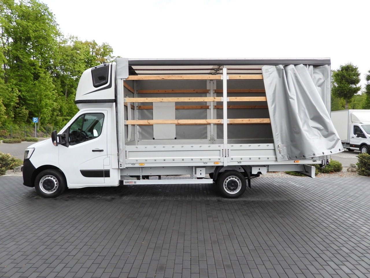 Тентованный фургон RENAULT MASTER TARPAULIN 10 PALLETS WEBASTO CRUISE CONTROL LED LIGHTS PNEUMATICS AIR CONDITIONING 165HP: фото 8 Тентованный фургон RENAULT MASTER TARPAULIN 10 PALLETS WEBASTO CRUISE CONTROL LED LIGHTS PNEUMATICS AIR CONDITIONING 165HP: фото 8
