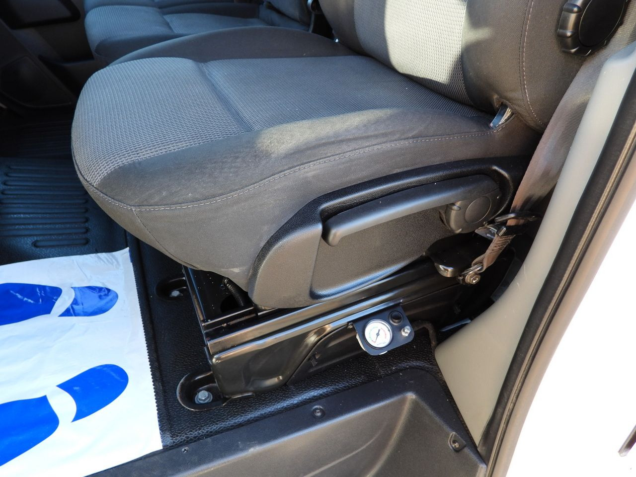 RENAULT MASTER TARPAULIN 10 PALLETS WEBASTO CRUISE CONTROL LED LIGHTS PNEUMATICS AIR CONDITIONING  165HP в лизинг RENAULT MASTER TARPAULIN 10 PALLETS WEBASTO CRUISE CONTROL LED LIGHTS PNEUMATICS AIR CONDITIONING  165HP: фото 31