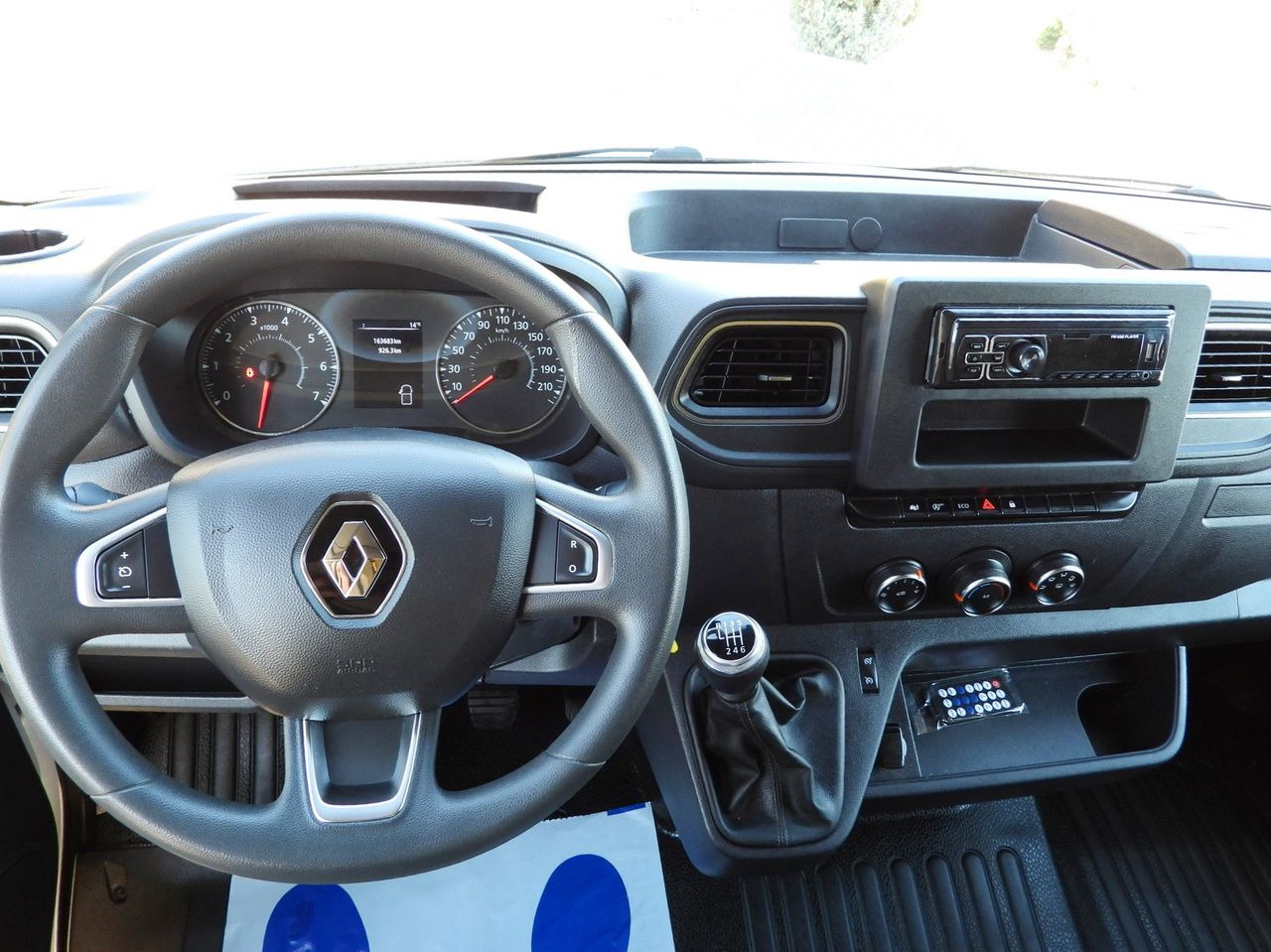 RENAULT MASTER TARPAULIN 10 PALLETS WEBASTO CRUISE CONTROL LED LIGHTS PNEUMATICS AIR CONDITIONING  165HP в лизинг RENAULT MASTER TARPAULIN 10 PALLETS WEBASTO CRUISE CONTROL LED LIGHTS PNEUMATICS AIR CONDITIONING  165HP: фото 32