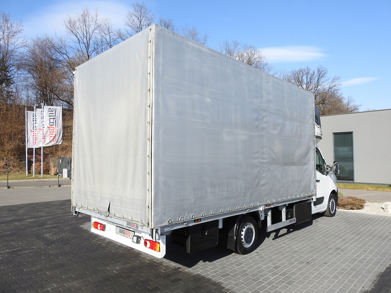 Тентованный фургон RENAULT MASTER TARPAULIN 10 PALLETS WEBASTO CRUISE CONTROL LED LIGHTS PNEUMATICS AIR CONDITIONING 165HP: фото 13 Тентованный фургон RENAULT MASTER TARPAULIN 10 PALLETS WEBASTO CRUISE CONTROL LED LIGHTS PNEUMATICS AIR CONDITIONING 165HP: фото 13