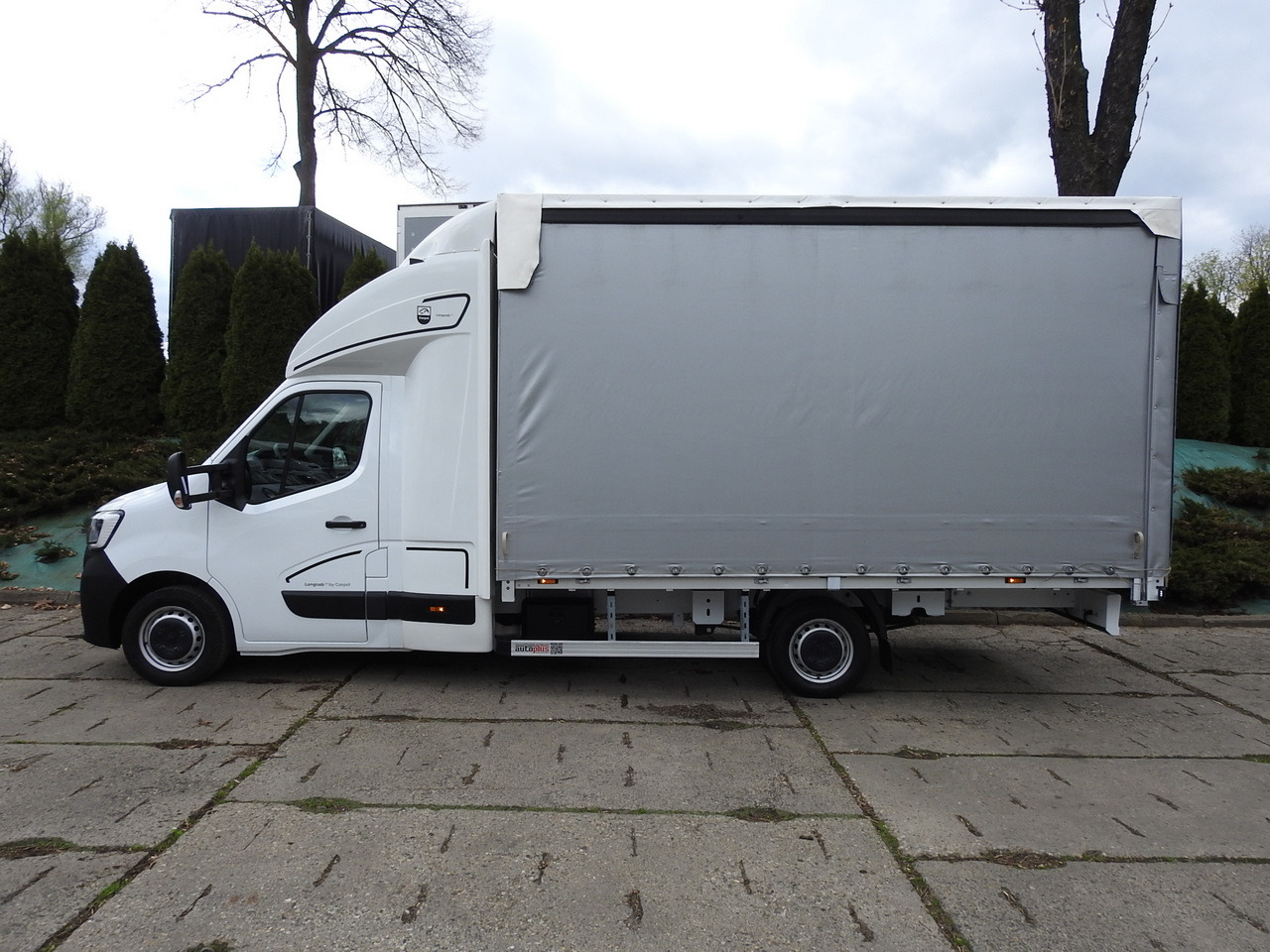 Тентованный фургон RENAULT MASTER TARPAULIN 10 PALLETS WEBASTO CRUISE CONTROL NAVIGATION AIR CONDITIONING LED LIGHTS PNEUMATICS 165HP: фото 9 Тентованный фургон RENAULT MASTER TARPAULIN 10 PALLETS WEBASTO CRUISE CONTROL NAVIGATION AIR CONDITIONING LED LIGHTS PNEUMATICS 165HP: фото 9