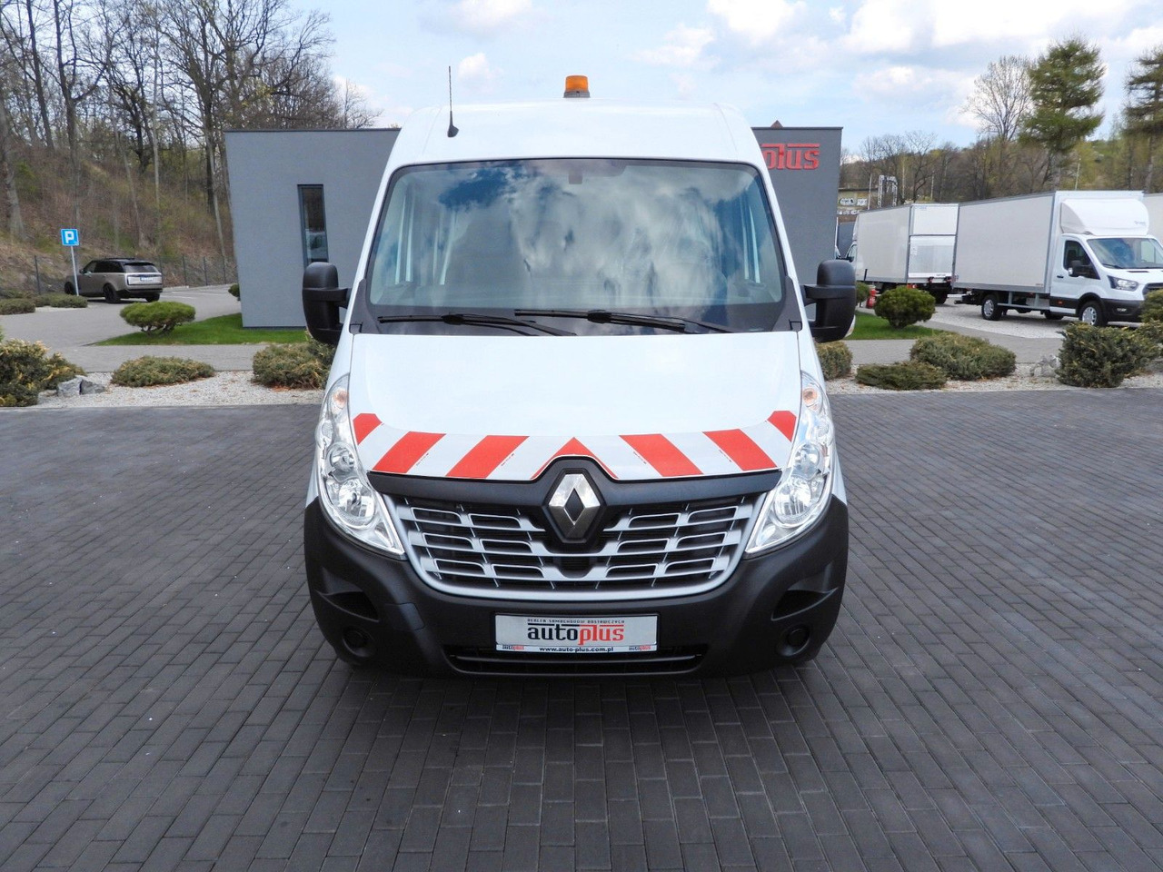 Renault MASTER KASTENWAGEN DOPPELKABINE 6 SITZE TEMP. - Цельнометаллический фургон, Грузопассажирский фургон: фото 4 Renault MASTER KASTENWAGEN DOPPELKABINE 6 SITZE TEMP. - Цельнометаллический фургон, Грузопассажирский фургон: фото 4