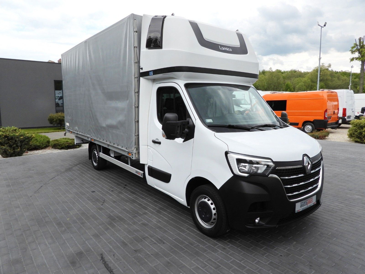 Renault MASTER PRITSCHE PLANE 10 PALETTEN TEMPOMAT A/C - Тентованный фургон: фото 4 Renault MASTER PRITSCHE PLANE 10 PALETTEN TEMPOMAT A/C - Тентованный фургон: фото 4