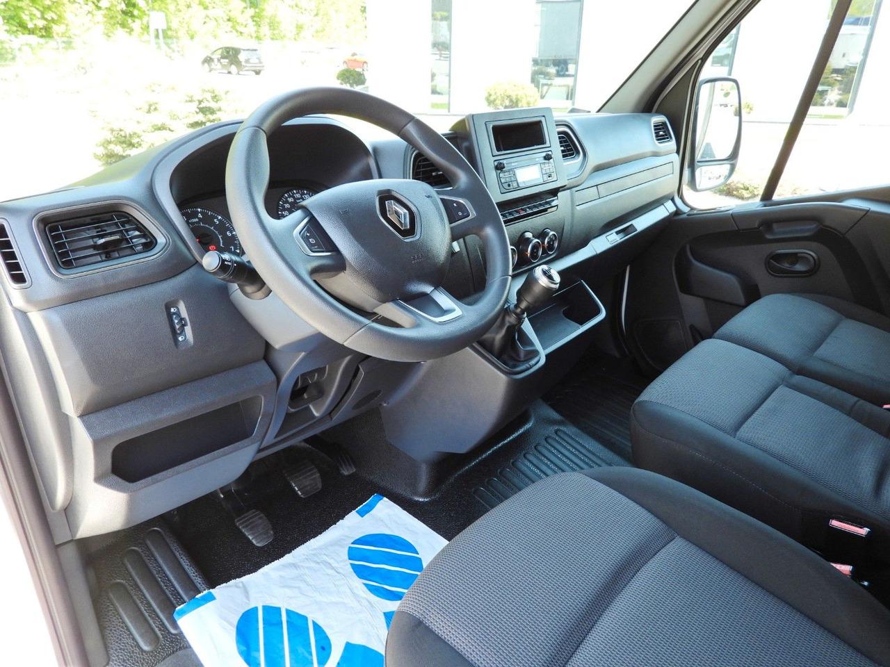 Renault MASTER PRITSCHE PLANE 10 PALETTEN WEBASTO A/C - Тентованный фургон: фото 2 Renault MASTER PRITSCHE PLANE 10 PALETTEN WEBASTO A/C - Тентованный фургон: фото 2