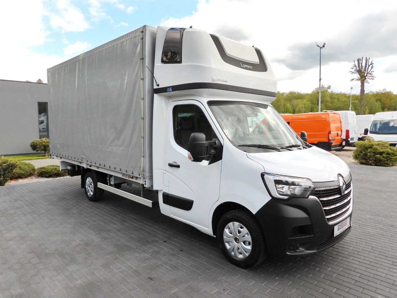 Renault MASTER PRITSCHE PLANE 10 PALETTEN WEBASTO A/C - Тентованный фургон: фото 4 Renault MASTER PRITSCHE PLANE 10 PALETTEN WEBASTO A/C - Тентованный фургон: фото 4