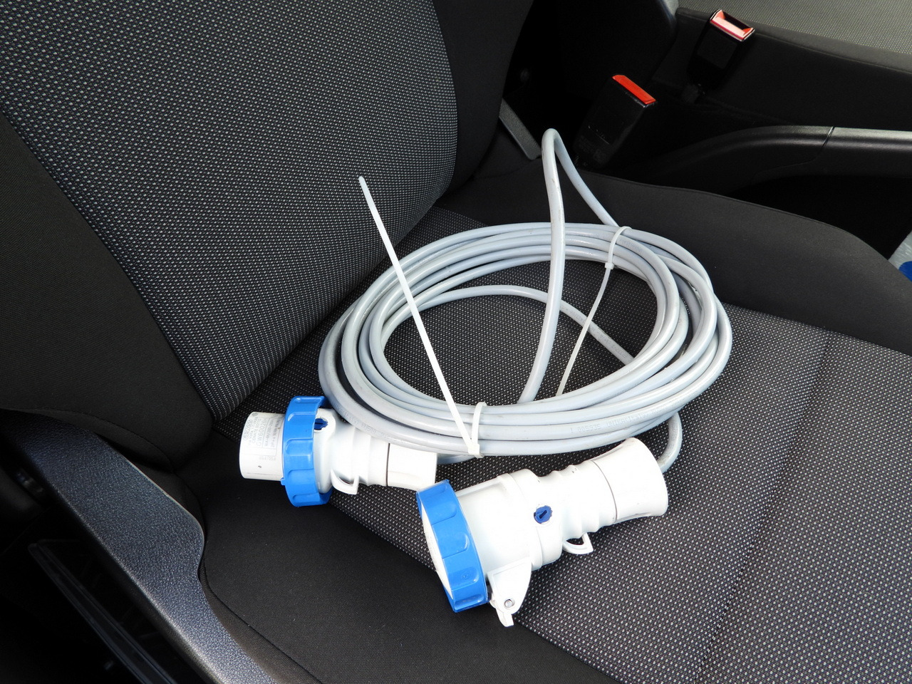 Фургон-рефрижератор TOYOTA PROACE CITY REFRIGERATOR VAN -15*C POWER SUPPLY 230V CRUISE CONTROL AIR CONDITIONING 100HP: фото 41 Фургон-рефрижератор TOYOTA PROACE CITY REFRIGERATOR VAN -15*C POWER SUPPLY 230V CRUISE CONTROL AIR CONDITIONING 100HP: фото 41