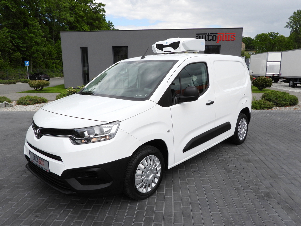 Фургон-рефрижератор TOYOTA PROACE CITY REFRIGERATOR VAN -15*C POWER SUPPLY 230V CRUISE CONTROL AIR CONDITIONING 100HP: фото 16 Фургон-рефрижератор TOYOTA PROACE CITY REFRIGERATOR VAN -15*C POWER SUPPLY 230V CRUISE CONTROL AIR CONDITIONING 100HP: фото 16