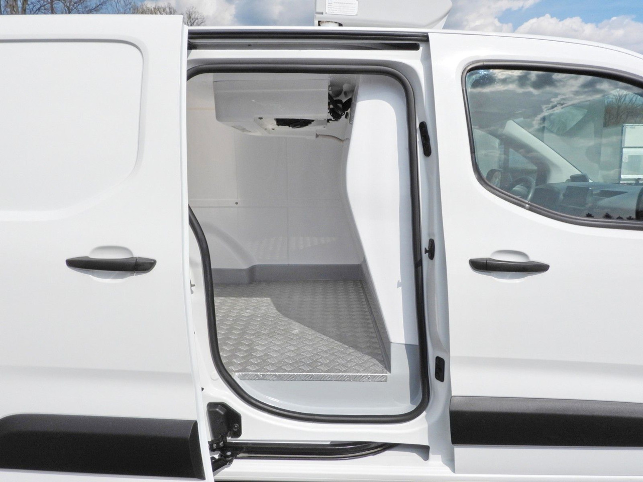 Фургон-рефрижератор Toyota PROACE CITY  KÜHLKASTENWAGEN -15*C: фото 19