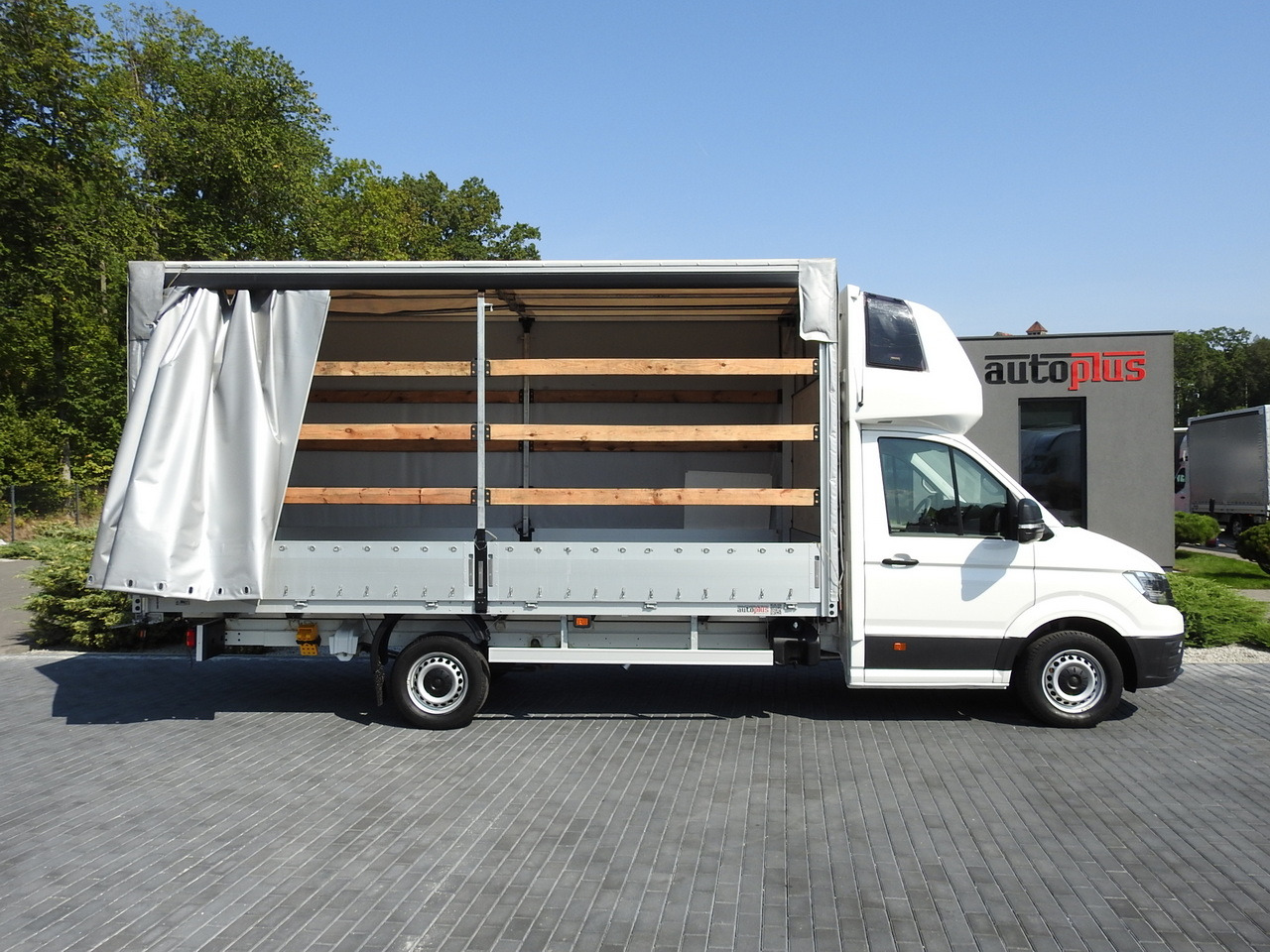 Тентованный фургон VOLKSWAGEN CRAFTER TARPAULIN 10 PALLETS WEBASTO CRUISE CONTROL AIR CONDITIONING LED LIGHTS  180HP: фото 8