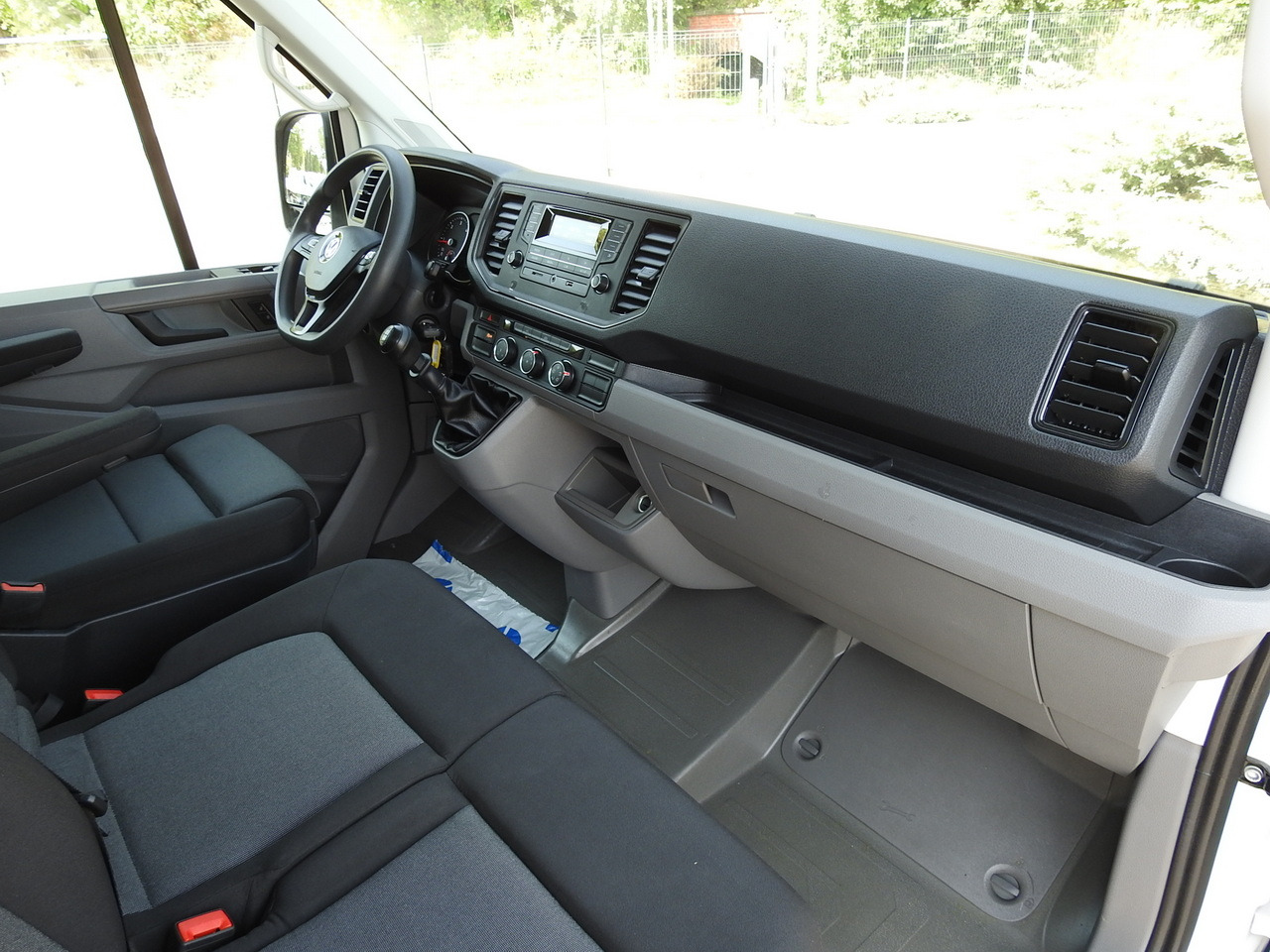 Тентованный фургон VOLKSWAGEN CRAFTER TARPAULIN 10 PALLETS WEBASTO CRUISE CONTROL AIR CONDITIONING LED LIGHTS  180HP: фото 39