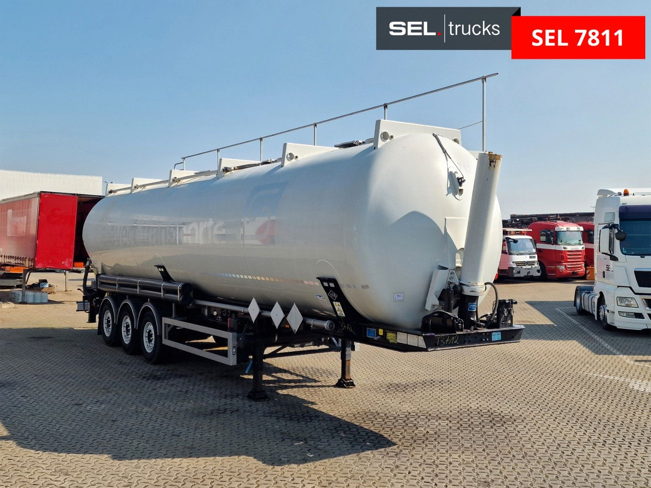 Feldbinder KIP 60/7300/A/2 / 60.000 l / Kippsilo - Полуприцеп цистерна для сыпучих грузов: фото 3 Feldbinder KIP 60/7300/A/2 / 60.000 l / Kippsilo - Полуприцеп цистерна для сыпучих грузов: фото 3