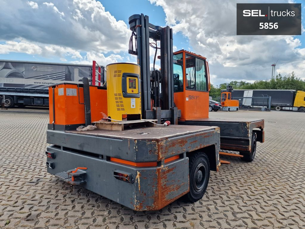 Hubtex S50E Seiten Stapler / 2011 / 9.086 h  - Боковой погрузчик: фото 5 Hubtex S50E Seiten Stapler / 2011 / 9.086 h  - Боковой погрузчик: фото 5