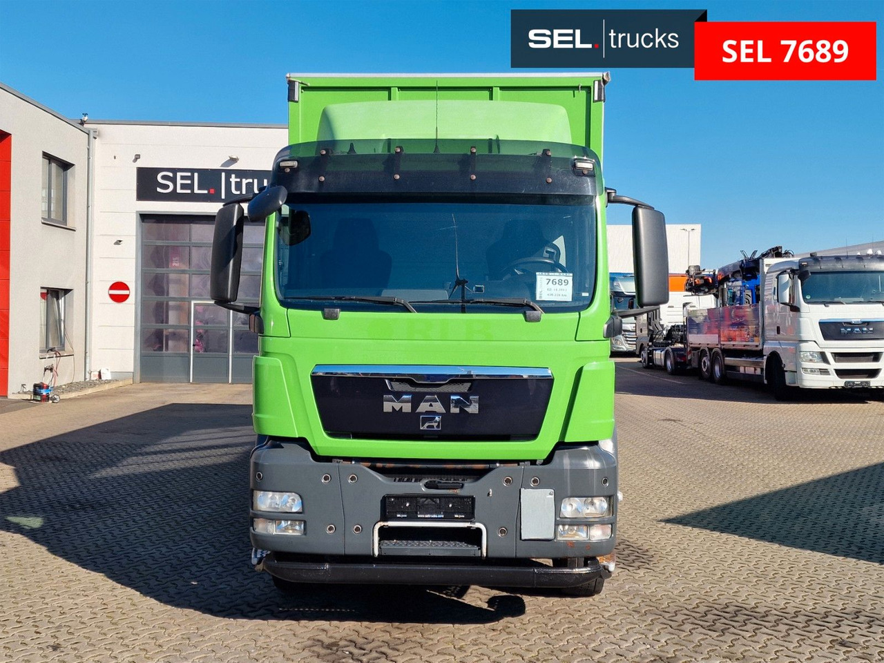 MAN TGS 26.360 6X2-2 BL / Ladebordwand / Aluklappen - Тентованный грузовик: фото 2 MAN TGS 26.360 6X2-2 BL / Ladebordwand / Aluklappen - Тентованный грузовик: фото 2