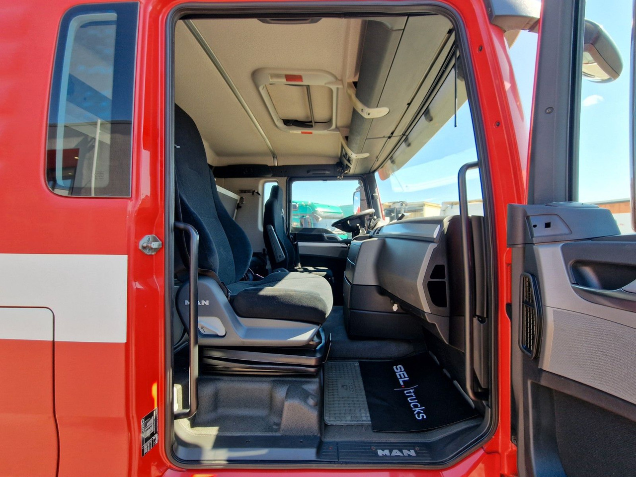 Автоманипулятор MAN TGX 26.400 6x2-2 BL / Intarder / HIAB /Lenkachse: фото 17