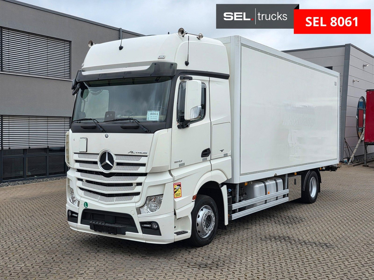 Mercedes-Benz Actros 1843 / Retarder / Ladebordwand - Грузовик с закрытым кузовом: фото 1 Mercedes-Benz Actros 1843 / Retarder / Ladebordwand - Грузовик с закрытым кузовом: фото 1