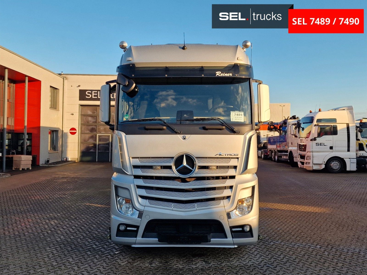 Mercedes-Benz Actros 2545 / Retarder / Alukappen / Standklima - Тентованный грузовик: фото 2 Mercedes-Benz Actros 2545 / Retarder / Alukappen / Standklima - Тентованный грузовик: фото 2