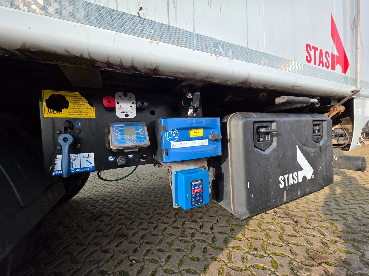 Полуприцеп с подвижным полом Stas S300ZX /ADR Typ EX II, FL, OX, AT / 2 Liftachsen: фото 22 Полуприцеп с подвижным полом Stas S300ZX /ADR Typ EX II, FL, OX, AT / 2 Liftachsen: фото 22