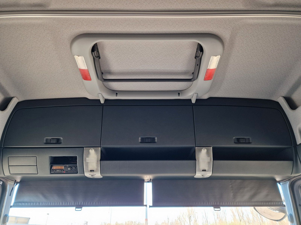 Тягач MAN TGX 18.400 4X2 LLS-U / ZF Intarder / HUBKUPPLUNG: фото 21 Тягач MAN TGX 18.400 4X2 LLS-U / ZF Intarder / HUBKUPPLUNG: фото 21