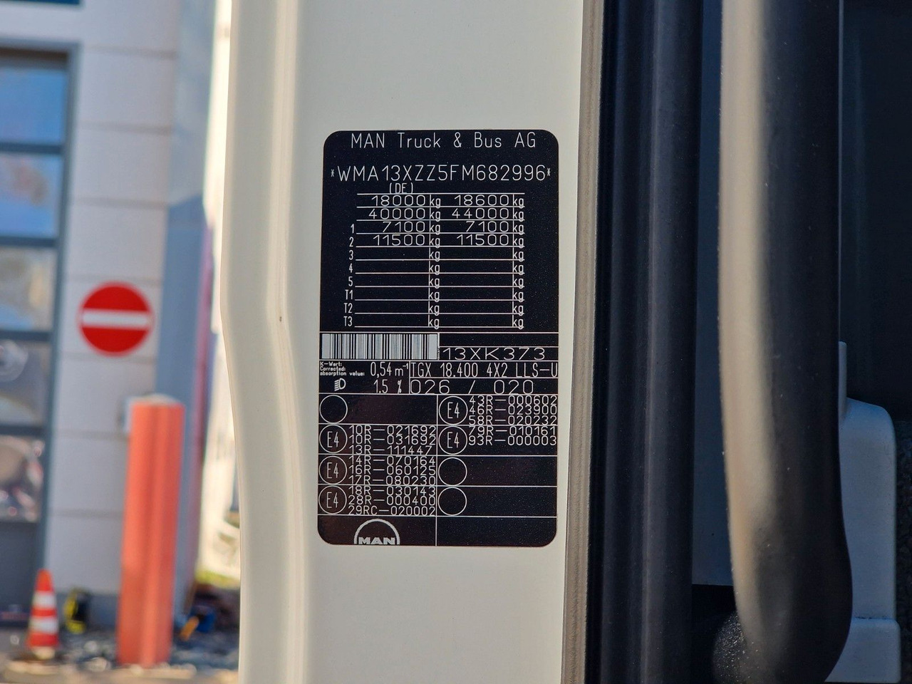 Тягач MAN TGX 18.400 4X2 LLS-U / ZF Intarder / HUBKUPPLUNG: фото 14 Тягач MAN TGX 18.400 4X2 LLS-U / ZF Intarder / HUBKUPPLUNG: фото 14