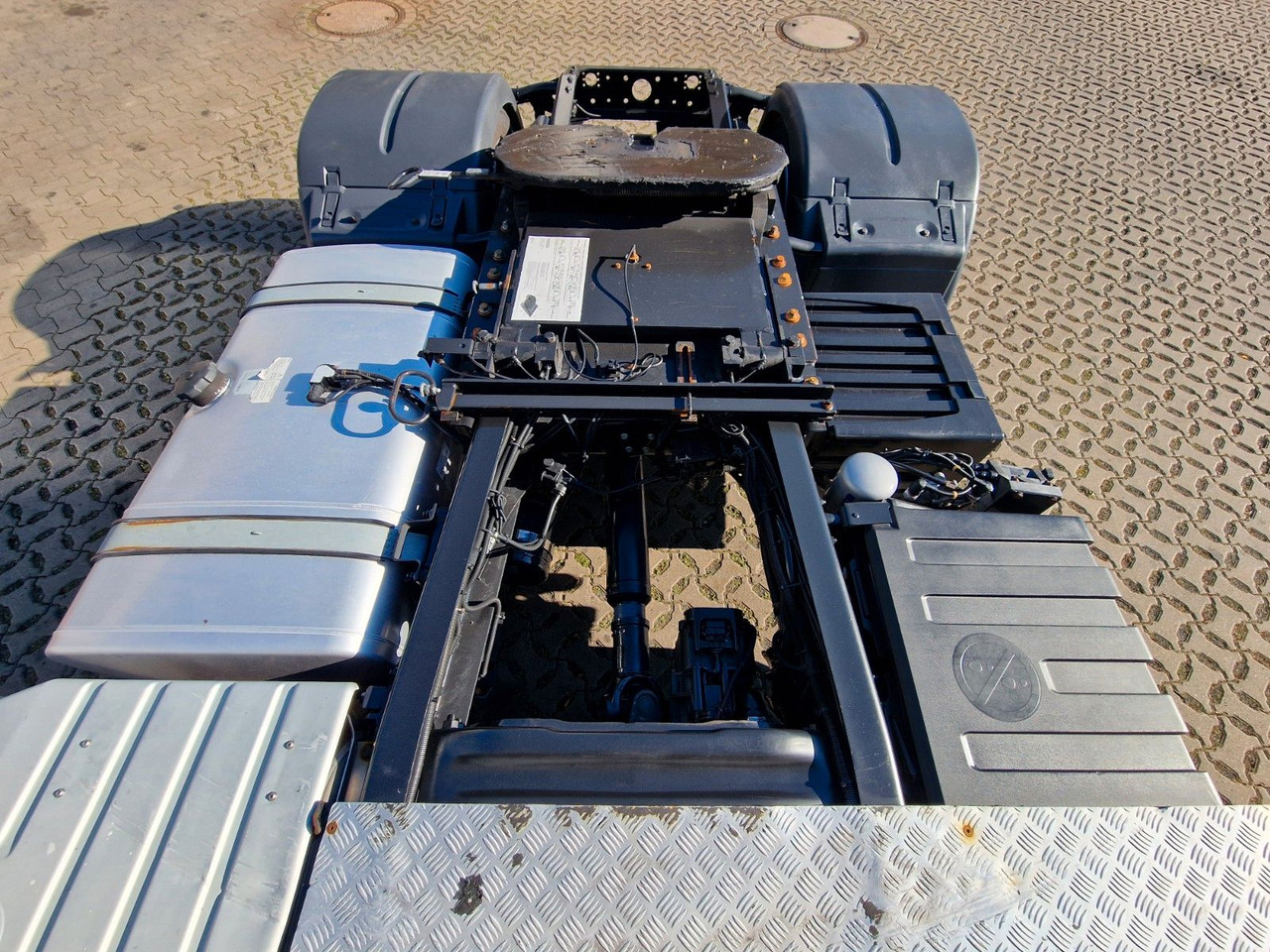 Тягач MAN TGX 18.400 4X2 LLS-U / ZF Intarder / HUBKUPPLUNG: фото 10 Тягач MAN TGX 18.400 4X2 LLS-U / ZF Intarder / HUBKUPPLUNG: фото 10