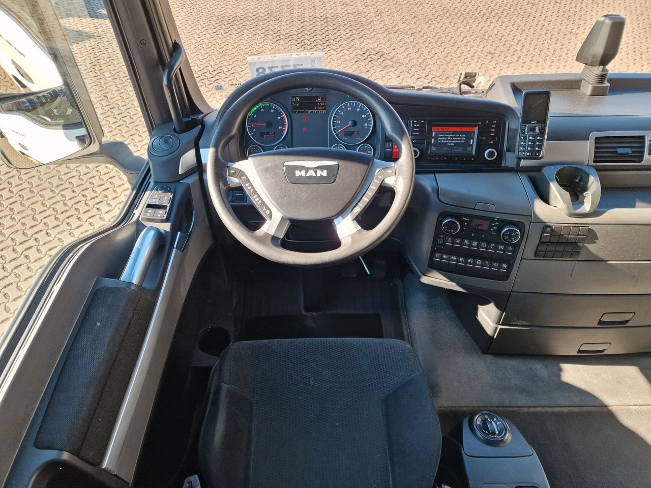 Тягач MAN TGX 18.400 4X2 LLS-U / ZF Intarder / HUBKUPPLUNG: фото 23 Тягач MAN TGX 18.400 4X2 LLS-U / ZF Intarder / HUBKUPPLUNG: фото 23